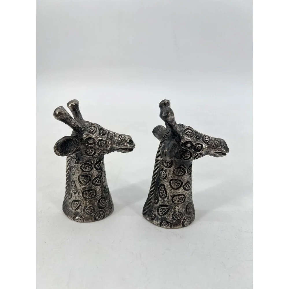 Vintage Giraffe  Salt and Pepper Shakers Pewter Silver Plated 4